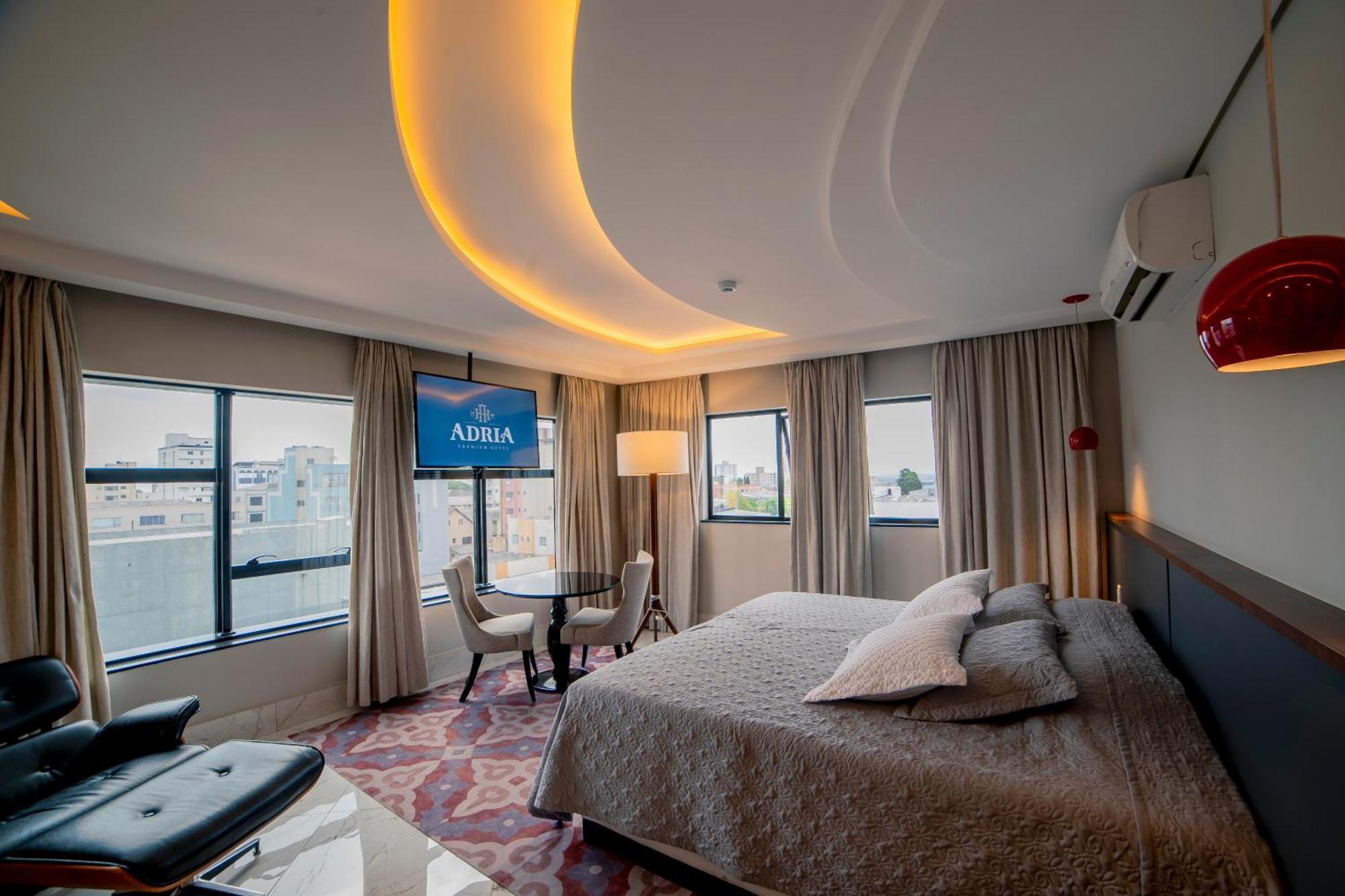 Adria Premium Hotel グアラプアバ 部屋 写真
