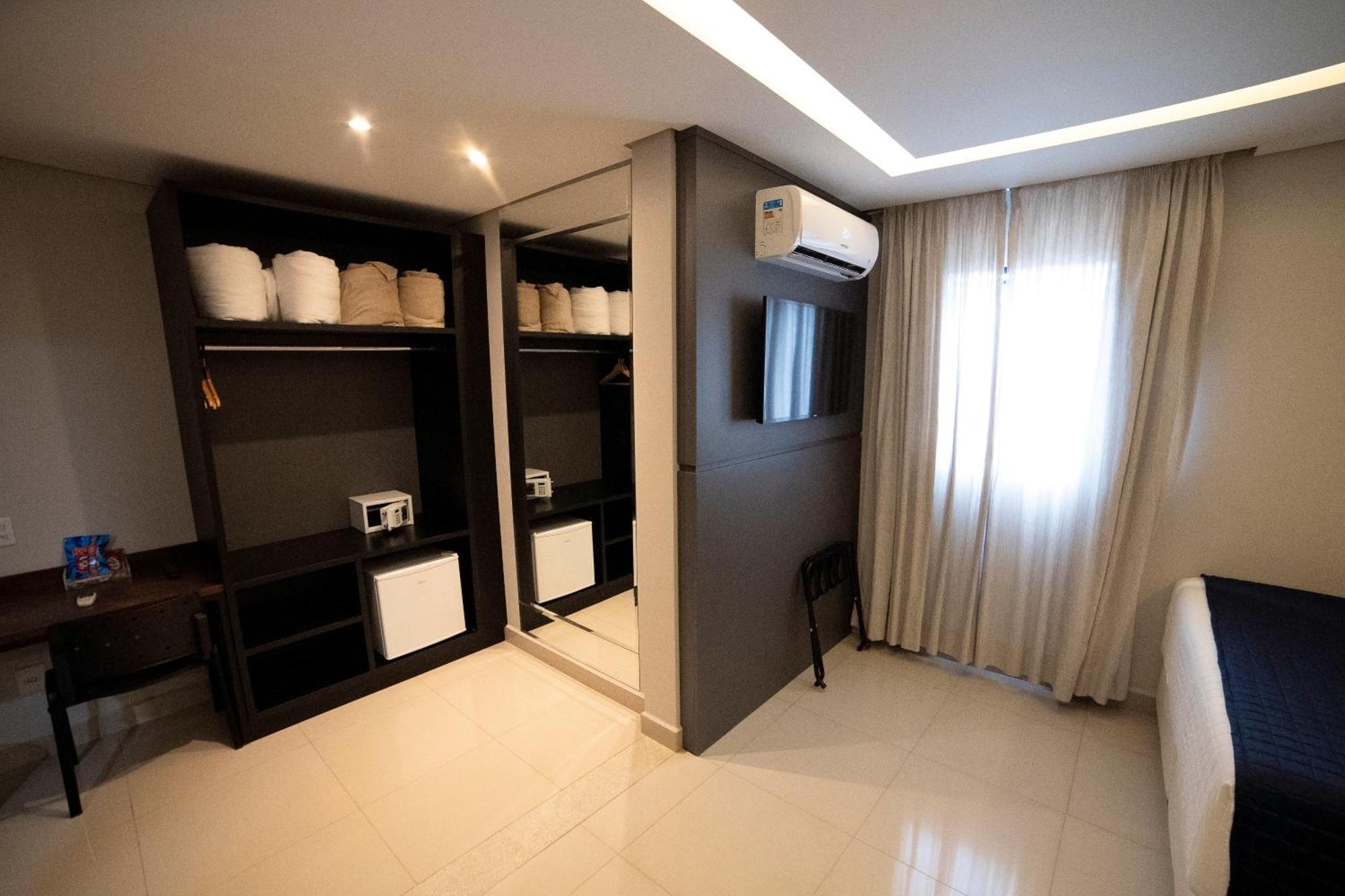 Adria Premium Hotel グアラプアバ 部屋 写真